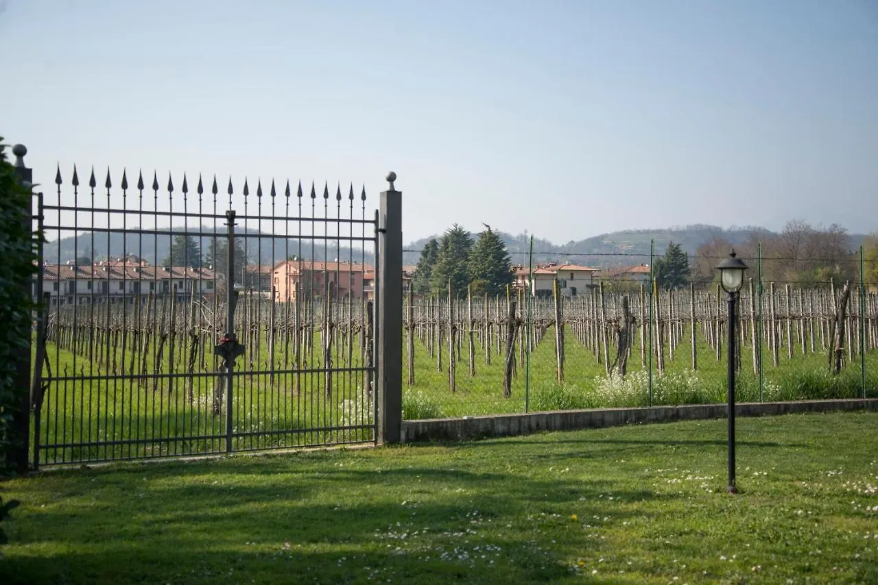 Villa Franca Casa Vacanze 파시라노 0*,