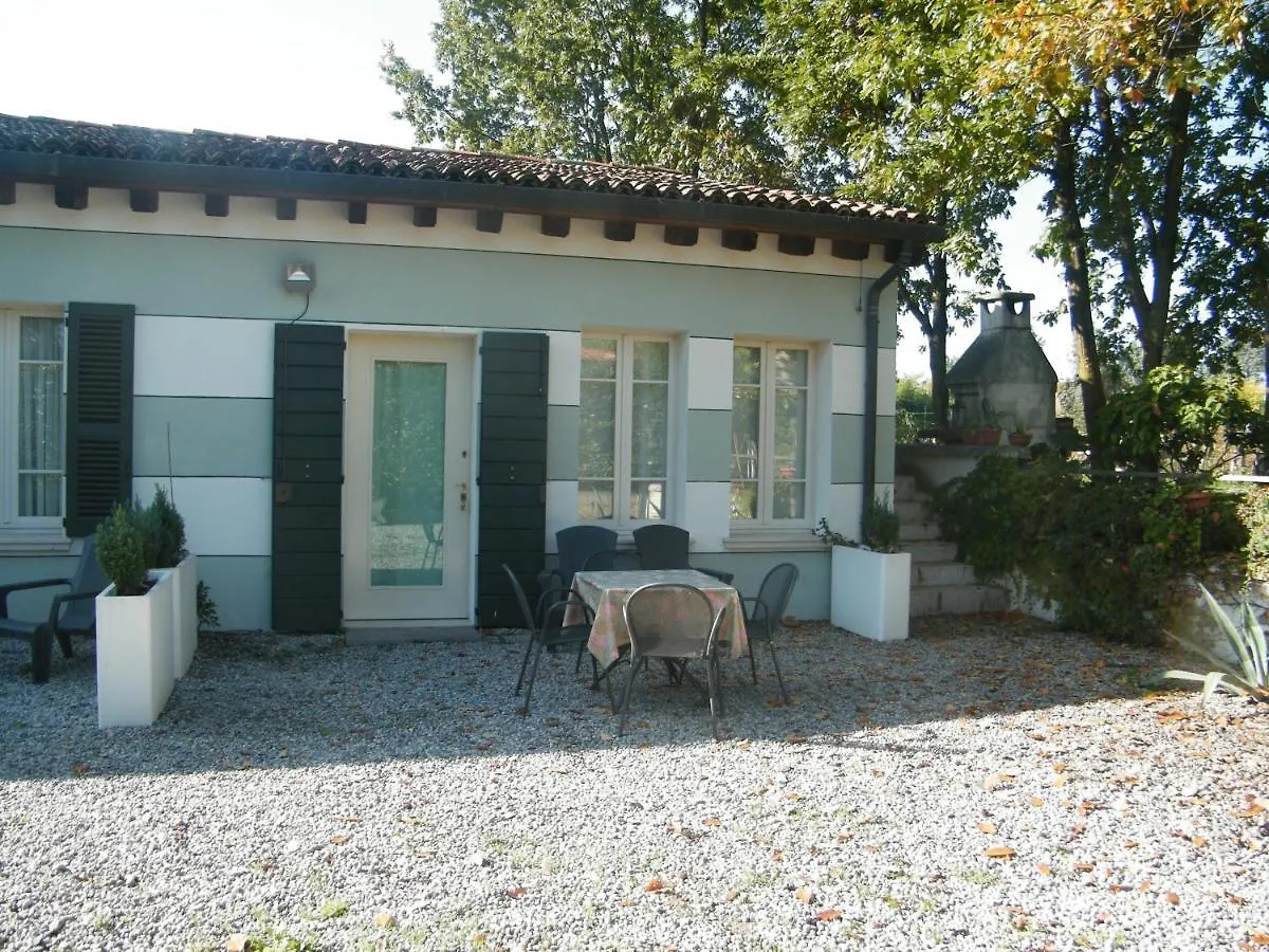 Bed & Breakfast Villa Franca Casa Vacanze Passirano Italy